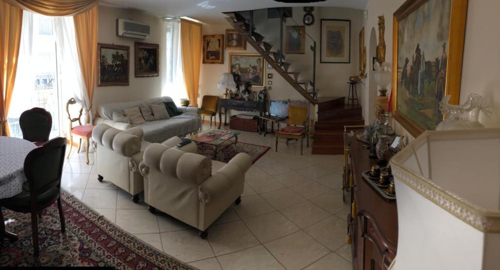 The Trip House - Between The Center And The Sea - Free Wifi And Jacuzzi Catânia Exterior foto