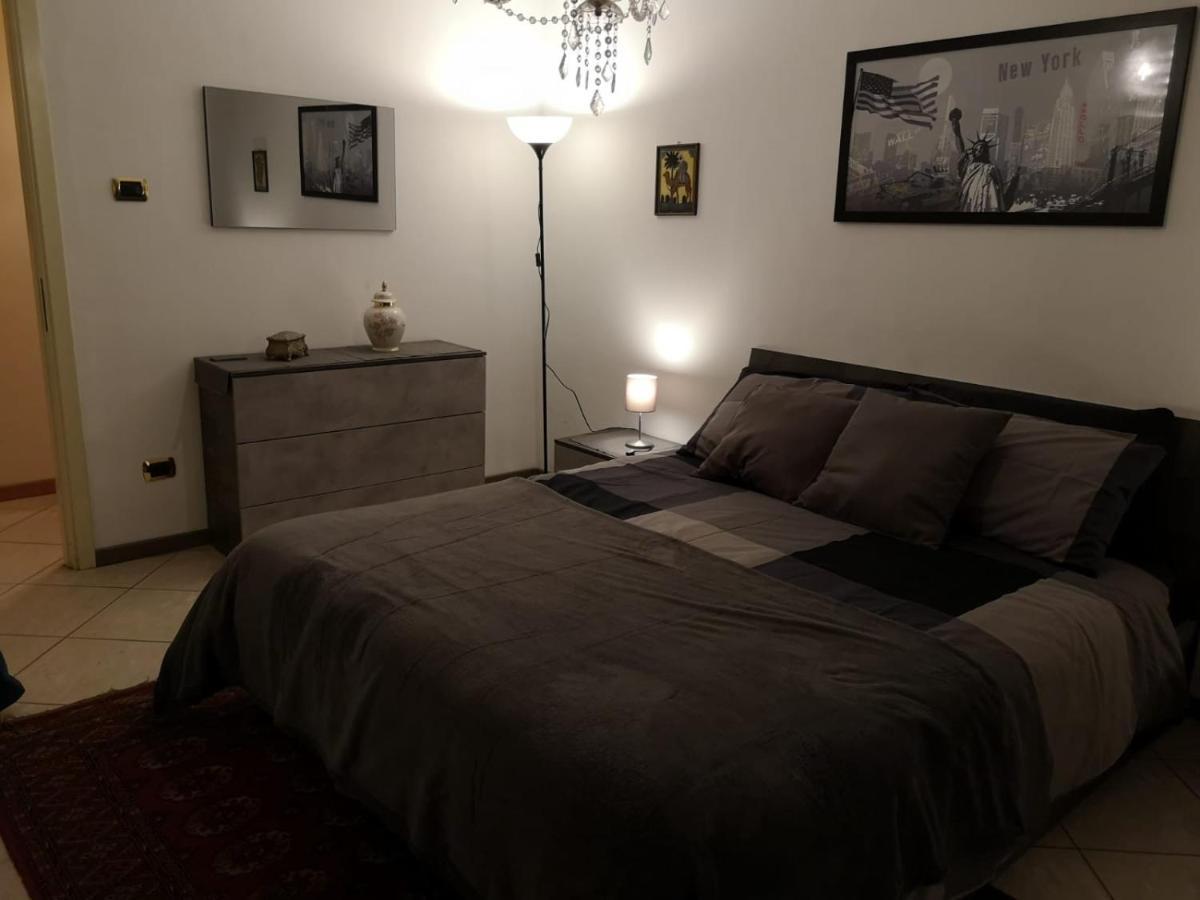 The Trip House - Between The Center And The Sea - Free Wifi And Jacuzzi Catânia Exterior foto